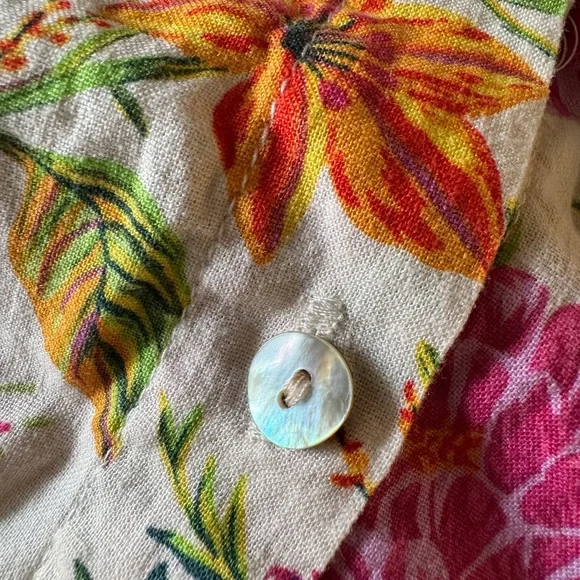 Floral Print Women's Top 🦜 🌺 - Picture 8 of 8